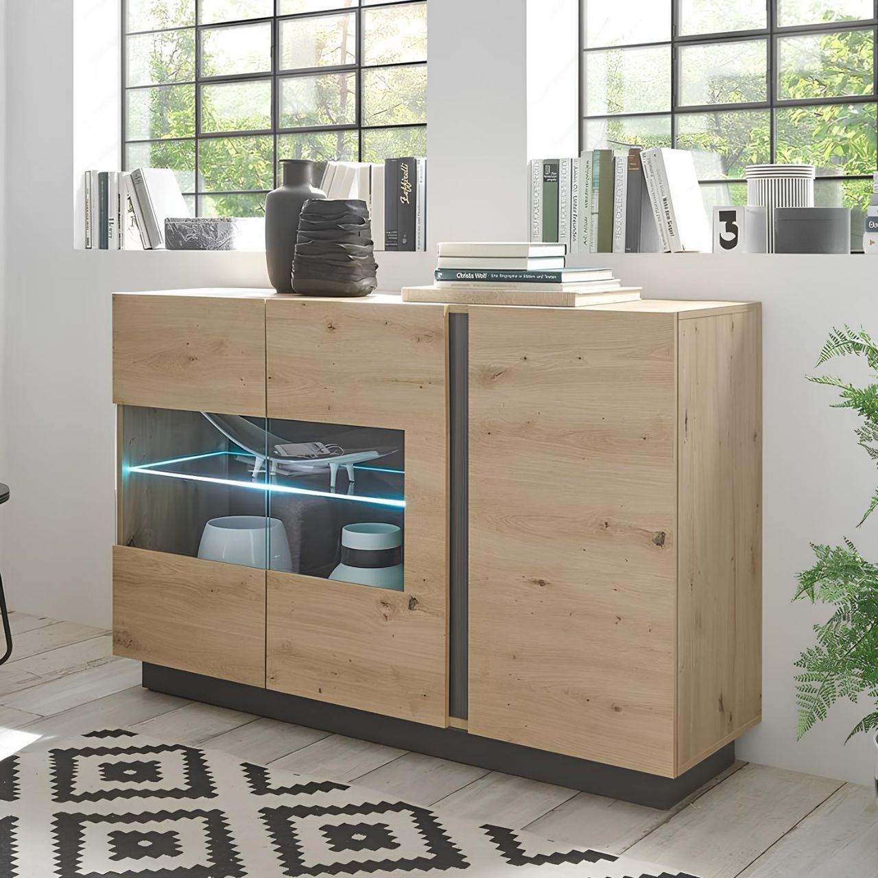 Buffet | Black & Wooden | 140 x 40 x 100 | BT9