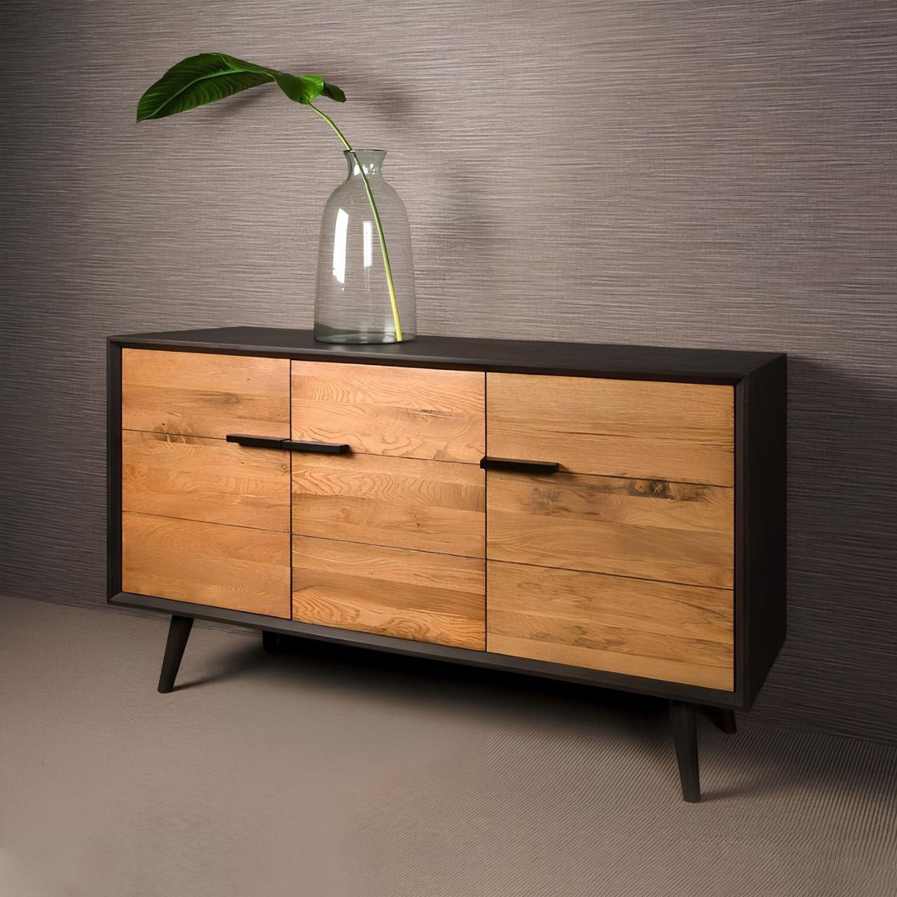 Buffet | Black & Wooden | 140 x 40 x 90 | BT21
