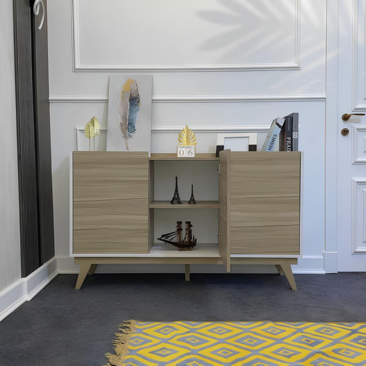 Buffet | White & Wooden | 140 x 40 x 90 | BT3