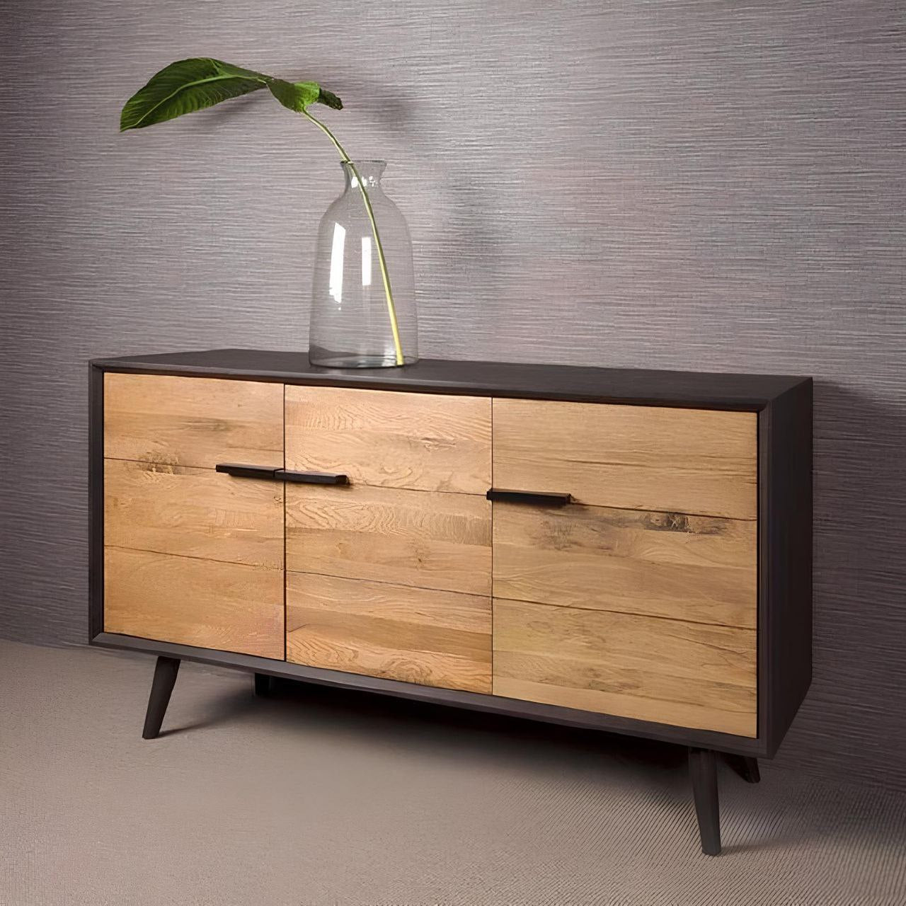 Buffet | Black & Wooden | 140 x 40 x 90 | BT21